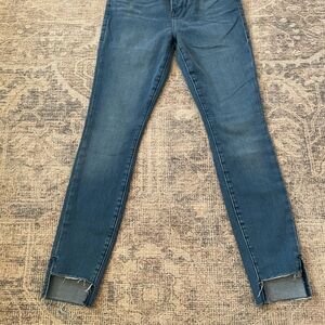 Good American Medium Blue Skinny Jeans